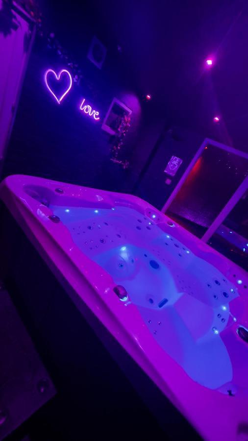 Avec Jacuzzi, Et Terrasse Appartement Marseille